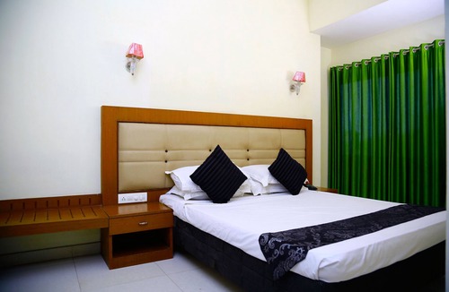 Kannur Hotel | Green Park residency