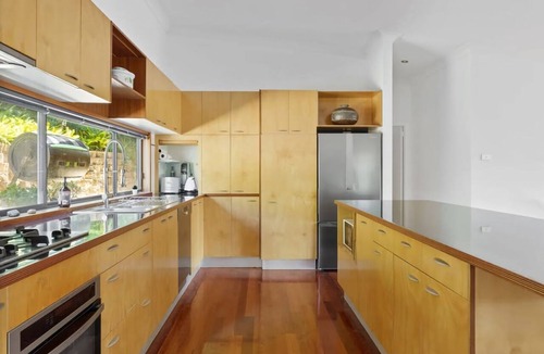 Merewether Apartment | Hilltop Hideaway Merewether Family Escape