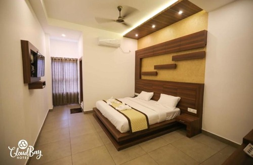 Kattappana Hotel | Hotel CloudBay