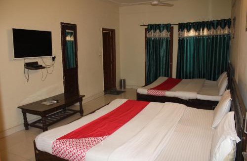 Sector 45 Hotel | Hotel Diamond Leaf