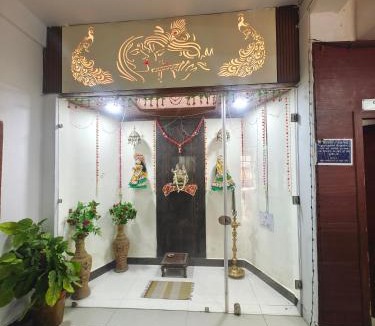 Rishikesh Hotel | Hotel Gangour