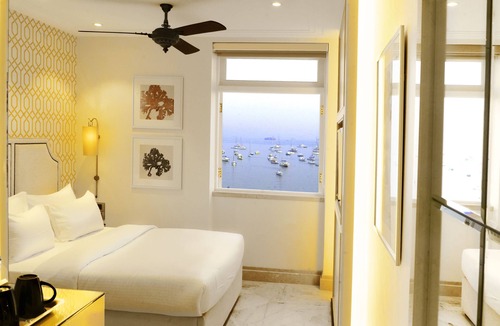 Wellington Pier Hotel | Hotel Harbour View