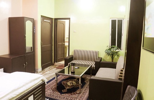 Jhumri Telaiya Hotel | Hotel Tara Tower