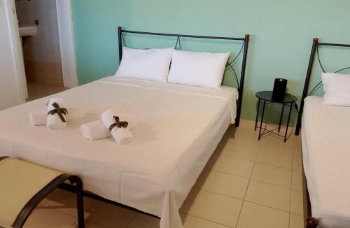 Piperitsa House | INFO στούντιο