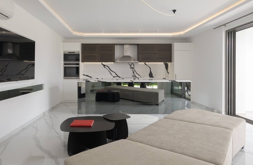Perama Villa | Ivory Villa, Heated Pool, Hot Tub, Sauna & Gym