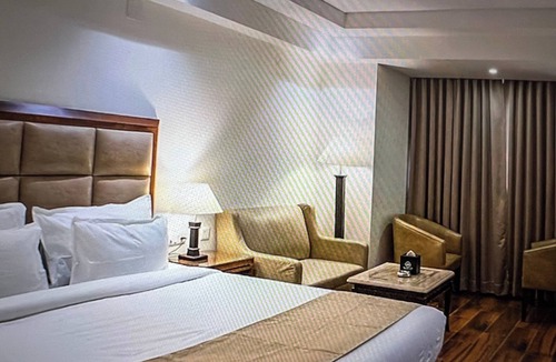 Ranchi Hotel | Jade Square