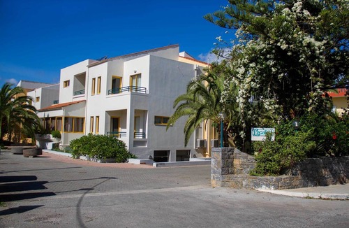 Tavronitis Apartment | Lycasti Maisonettes