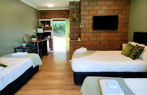 Malanda Hotel | Malanda Lodge