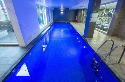 Adelaide Central Business District Apartment | Marble CBD Luxury 2 Bedroom Apt Pool & Parking