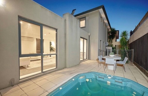 Black Rock House | Melbourne Beachfront Family Home with panoramic view