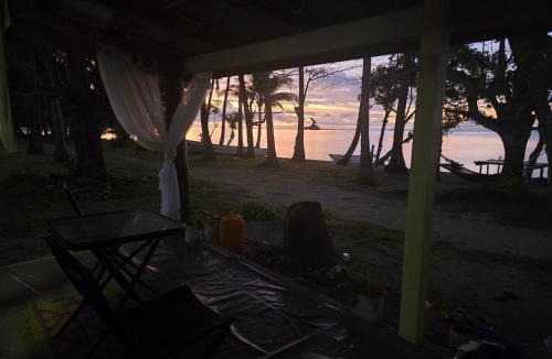 Naviti Island House | Mumma Loii's Fijian Village Homestay