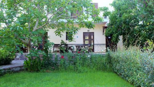 Mithimna Apartment | Nadia Apartments