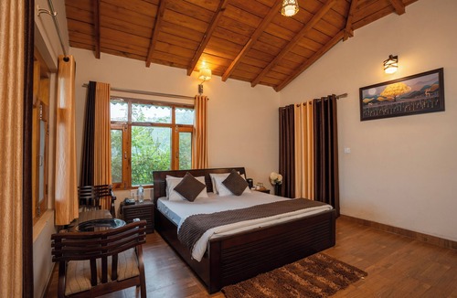 Kaul Hotel | Oak Climbing Resort