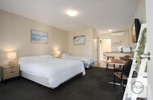 Bunbury Apartment | Oceanfront Oasis