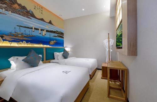Nanshan Hotel | One House