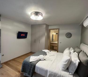 Alimos Villa | Palmyra Athens