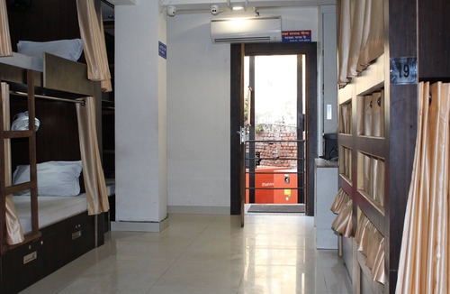 Bareilly Hostel | Paradise AC Dormitory