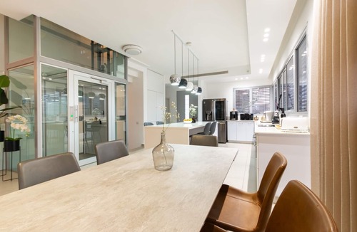 Rishon LeTsiyon Villa | Prestigious Beachfront Villa PrivatePool