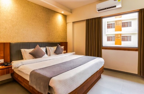Dasada Hotel | Pride Elite Becharaji