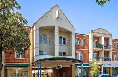 North Adelaide Apartment | Prime Location | North Adelaide 2BR Apt, Melbourne St | Courtyard |Near CBD Events + Private Parking