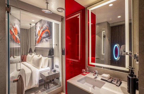 Indore Hotel | Radisson RED Indore