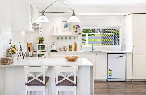 Eagle Heights House | Red Gum Cottage