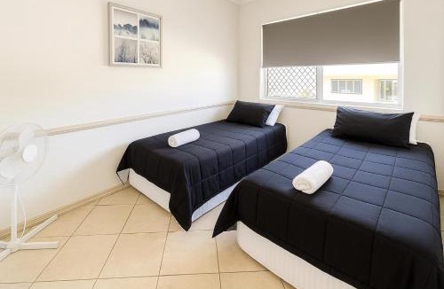 Redcliffe Apartment | Redcliffe Villa