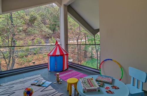 Lonavala Villa | SaffronStays Pickle & Play