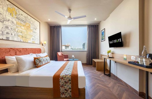 Sector 39 Hotel | Saltstayz Select- Medicity Near Medanta Hospital