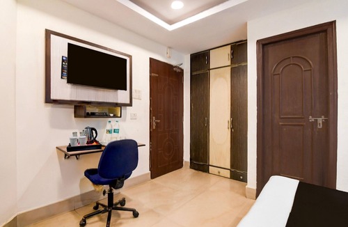 Sector V House | Saver Single A&M Regency