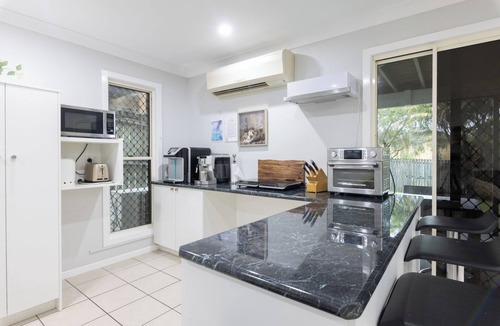 Murarrie House | Self Contained Ground Level Apartment