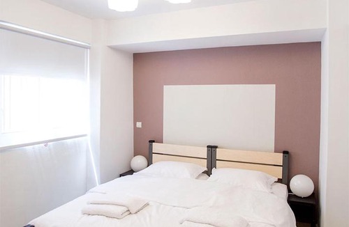 Argyroupoli Apartment | Snooze H