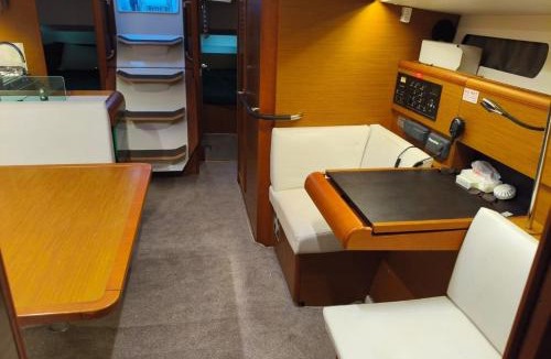 Ashdod Boat Rental | sol