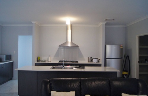 Baldivis House | Spacious 4 Bedroom Baldivis Home – Sleeps 8 Comfortably