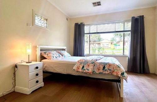 Valley View House | Spacious and Modern Guest House