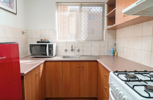 Rivervale Apartment | Spacious & Cosy Self-contained Apartment