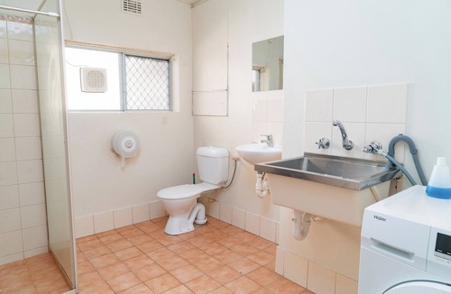 Rivervale Apartment | Spacious & Cosy Self-contained Apartment