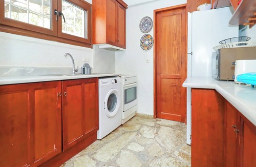 Elia House | Spacious Maisonette on the "eu Blue Beach" of Kalogria in Sithonia, Greece Num1