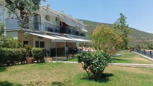 Paralia Apartment | Studios Zaritsi