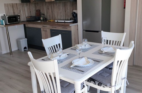 Isthmia Apartment | ☀️ SUNNY HOME: Panoramic Loft with Gulf & Mountain Views with private parking