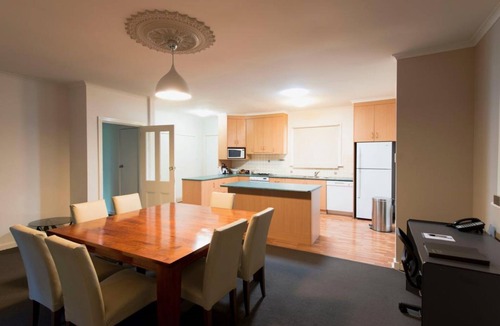Ob Flat Hotel | The Barn Accommodation