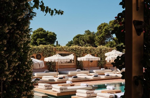 Vouliagmeni Hotel | The Margi