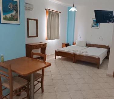 Finiki Apartment | Theodosis Studios Finiki