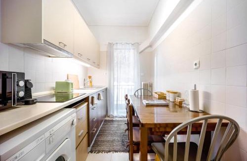Koukaki Apartment | Top Acropolis Sightseeing 1st FLR Elegant Flat by LODGESPOT