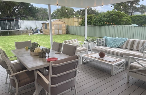 Kiama Heights Cottage | Tranquil Beachside cottage. A stone throw from the beach & Hiking.Pet-friendly.