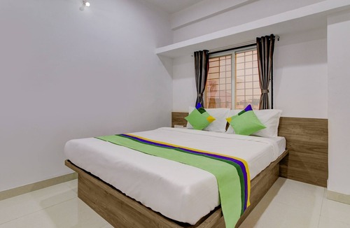 Kharadi Hotel | Treebo White House