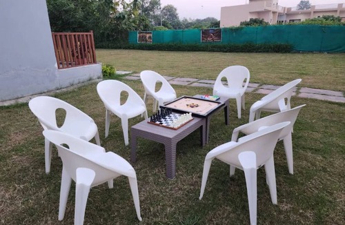 Bail Parao Apartment | Unit 2 - Corbett The Vedant