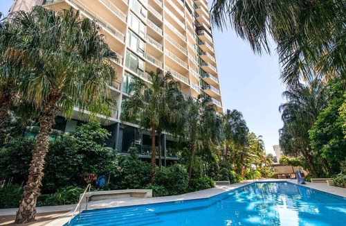 Newstead Apartment | Urban Lifestyle 2BR Apt/Convenient Location/Free Parking