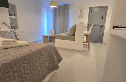 Kithnos Apartment | Utopia Kythnos Iris