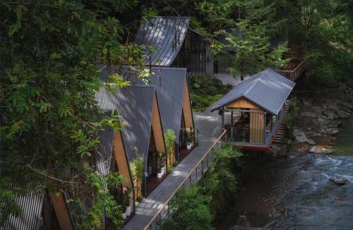 Dujiangyan Hotel | VERDANT HAVEN